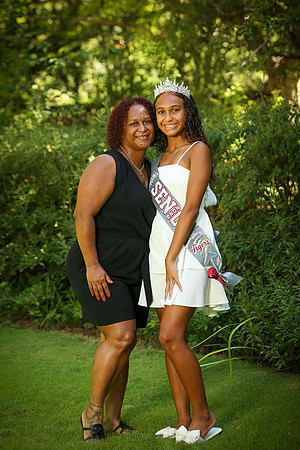 ArcherCheer_Seniors_07.27.25_JimLacey-300