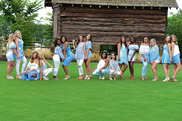 ArcherCheer_7.16.18_TonyRowe-165
