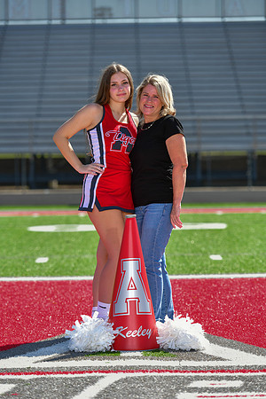 09.18.22 Seniors-39