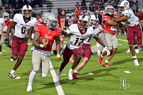 08.29.25 Friday Night Lights-112