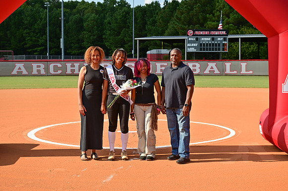 09.22.25 SB Senior Night-14