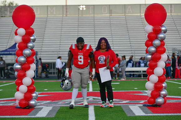 10.21.22 Senior Night-36