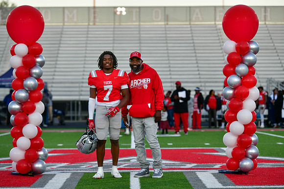 10.21.22 Senior Night-39