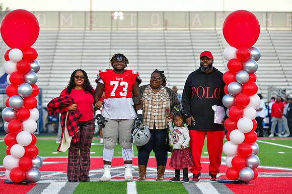 10.21.22 Senior Night-40