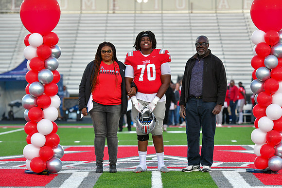 10.21.22 Senior Night-49