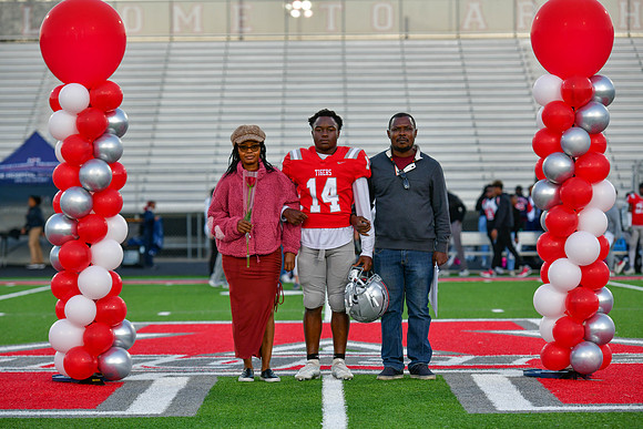 10.21.22 Senior Night-54