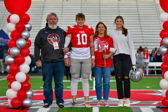 10.21.22 Senior Night-58