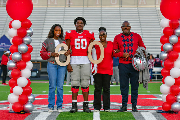 10.21.22 Senior Night-63