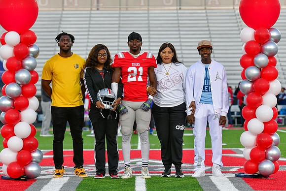 10.21.22 Senior Night-75