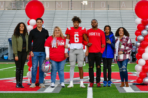 10.21.22 Senior Night-77