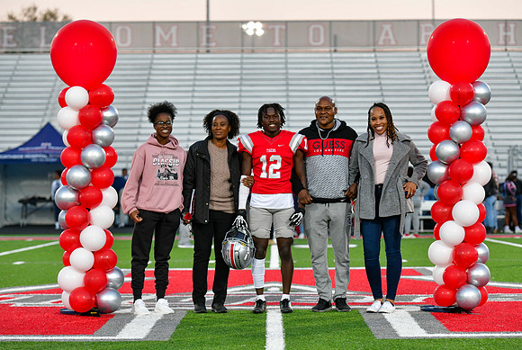 10.21.22 Senior Night-92