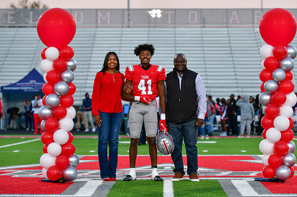 10.21.22 Senior Night-99