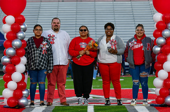 10.21.22 Senior Night-104-2