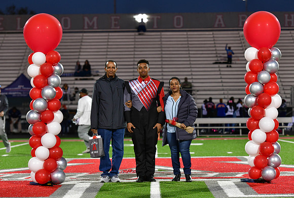 10.21.22 Senior Night-183
