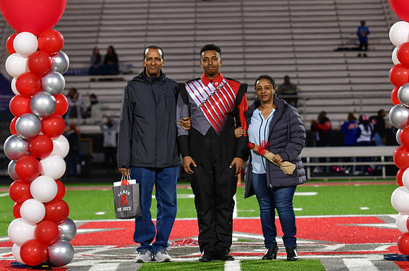 10.21.22 Senior Night-184