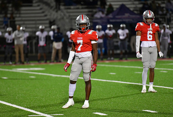 10.21.22 Senior Night-219