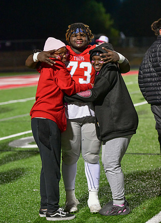 10.21.22 Senior Night-443