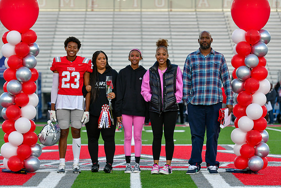 10.21.22 Senior Night-43