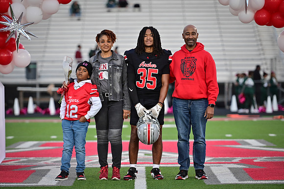 10.31.25 Senior Night-25