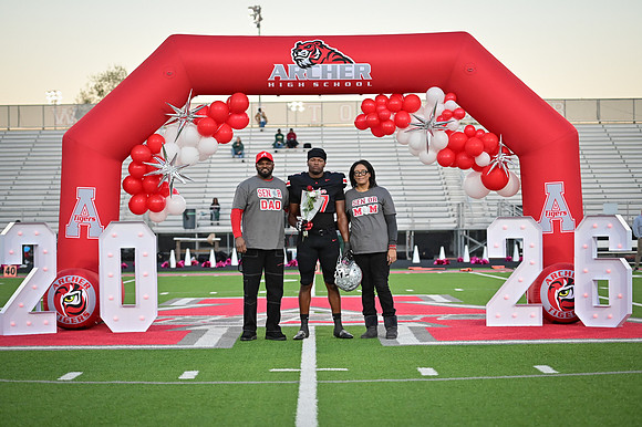 10.31.25 Senior Night-30