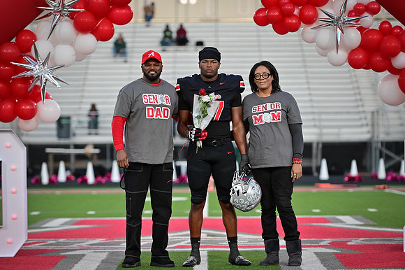 10.31.25 Senior Night-31