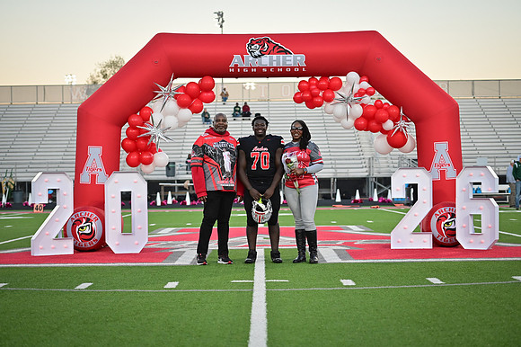 10.31.25 Senior Night-34
