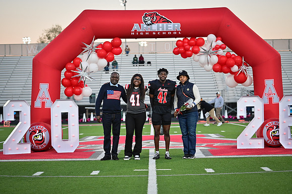 10.31.25 Senior Night-51