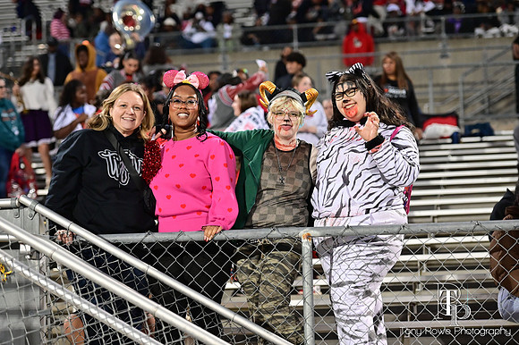 10.31.25 Senior Night-143