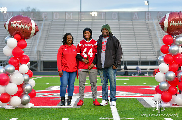 11.14.22 Flag Senior Night-13