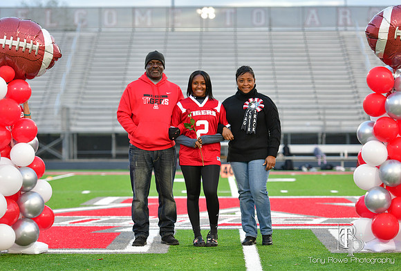 11.14.22 Flag Senior Night-17