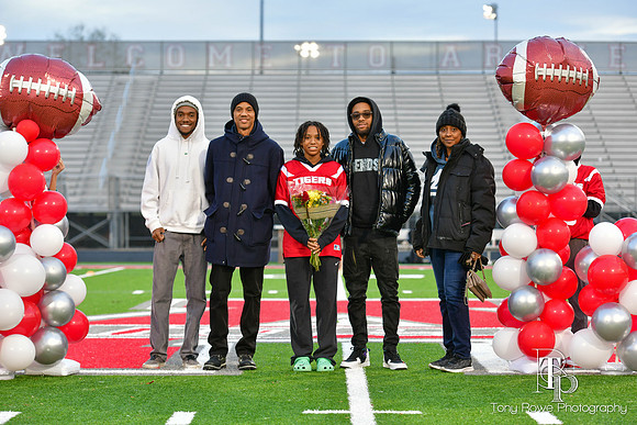 11.14.22 Flag Senior Night-26
