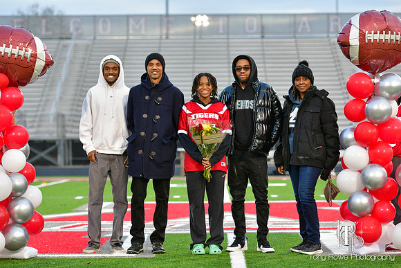 11.14.22 Flag Senior Night-28