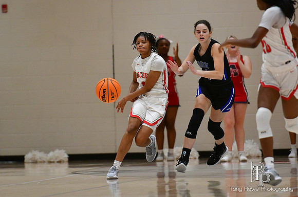 11.15.22 AHS Basketball-33