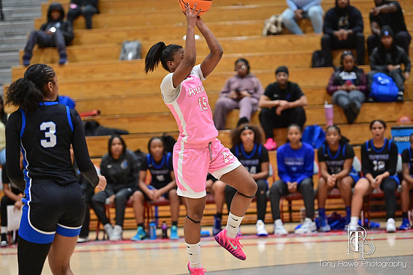 01.13.26 Archer v. Rockdale Pink Out-37
