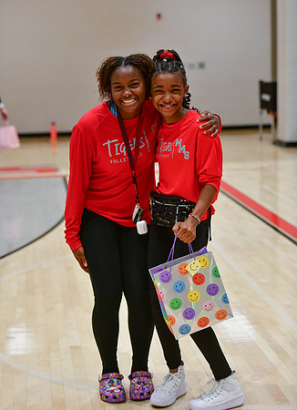 08.10.23 Youth Night-142