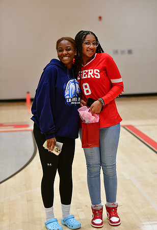 08.10.23 Youth Night-148