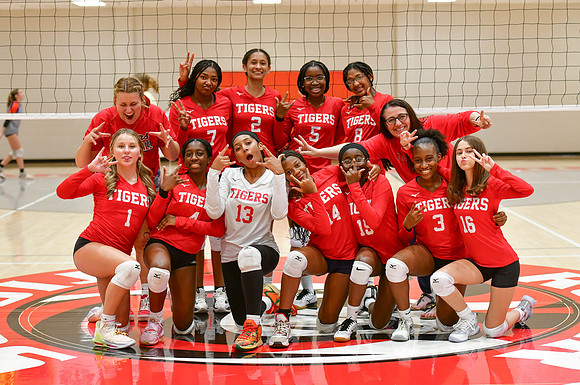 08.16.23 Middle School VB-3