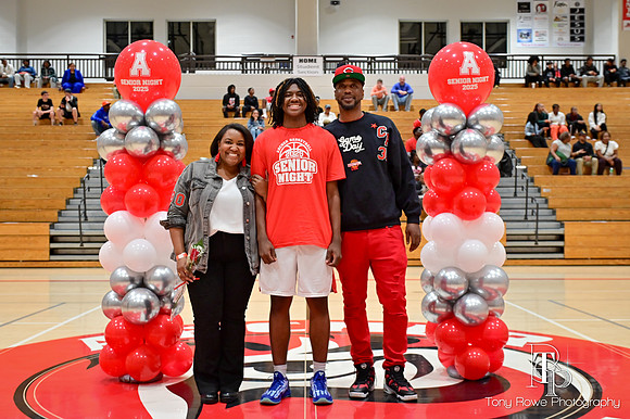 02.04.25 Basketball Senior Night-100