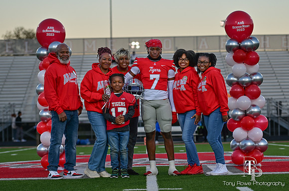11.03.23 Senior Night-31