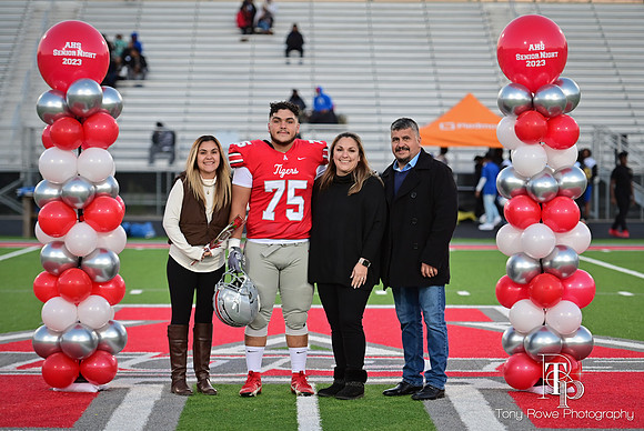 11.03.23 Senior Night-39