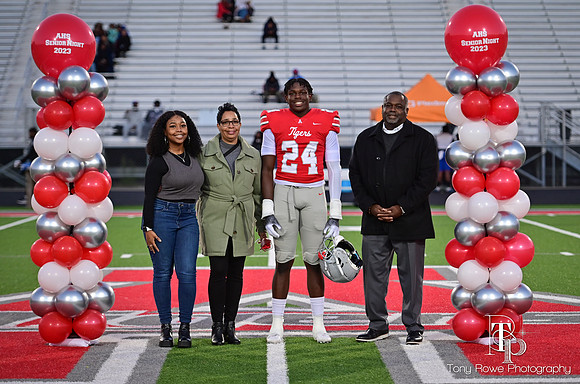 11.03.23 Senior Night-64