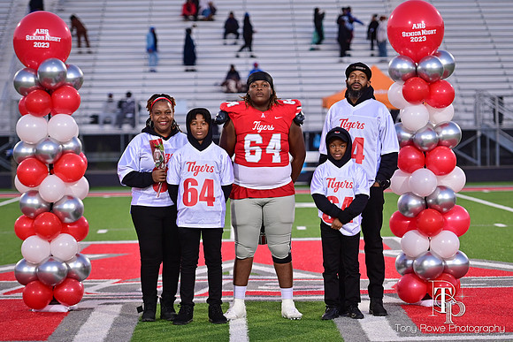 11.03.23 Senior Night-74