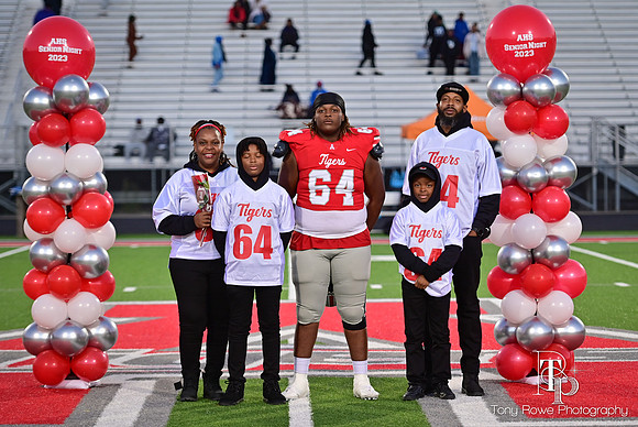 11.03.23 Senior Night-75