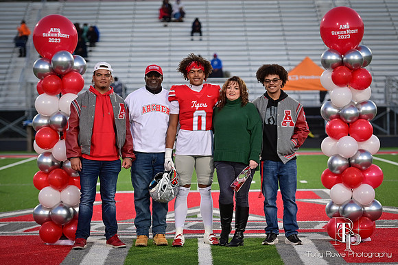 11.03.23 Senior Night-70