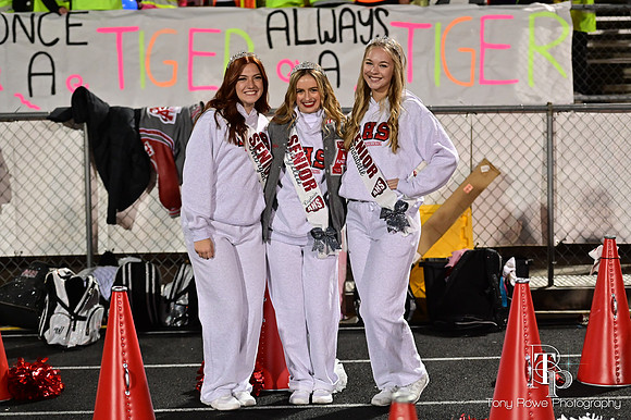11.03.23 Senior Night-183