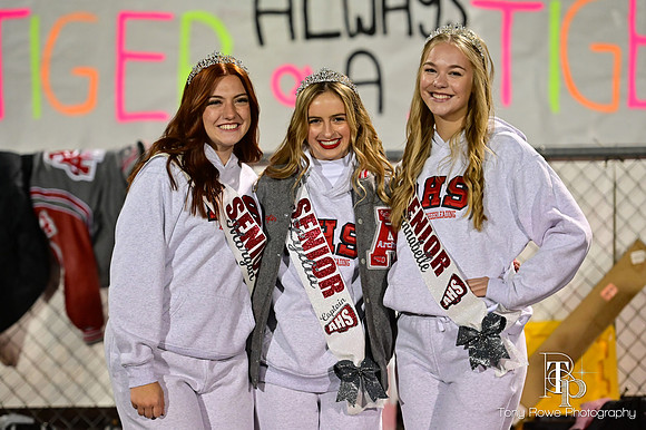 11.03.23 Senior Night-184