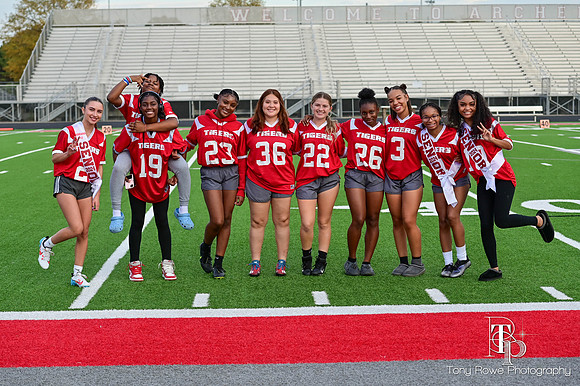 11.09.23 Flag Senior Night-4