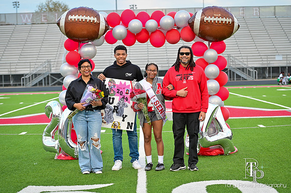 11.09.23 Flag Senior Night-12