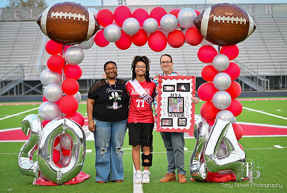 11.09.23 Flag Senior Night-14