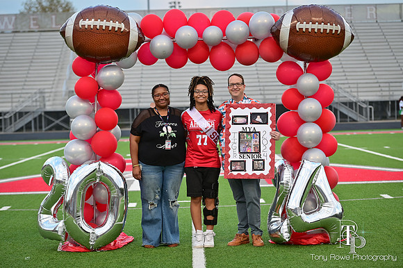 11.09.23 Flag Senior Night-15